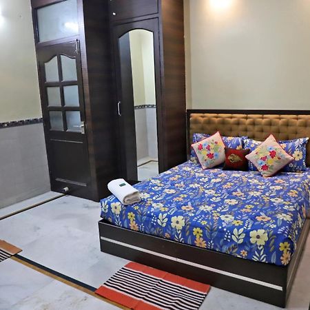 Hotel Traditional Inn New Delhi Buitenkant foto