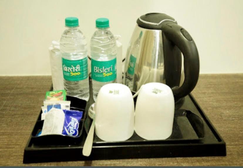Hotel Traditional Inn New Delhi Buitenkant foto