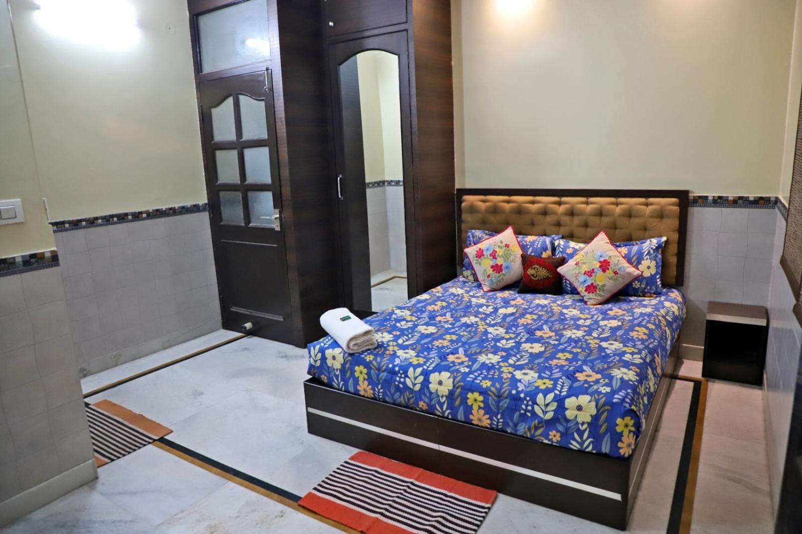 Hotel Traditional Inn New Delhi Buitenkant foto