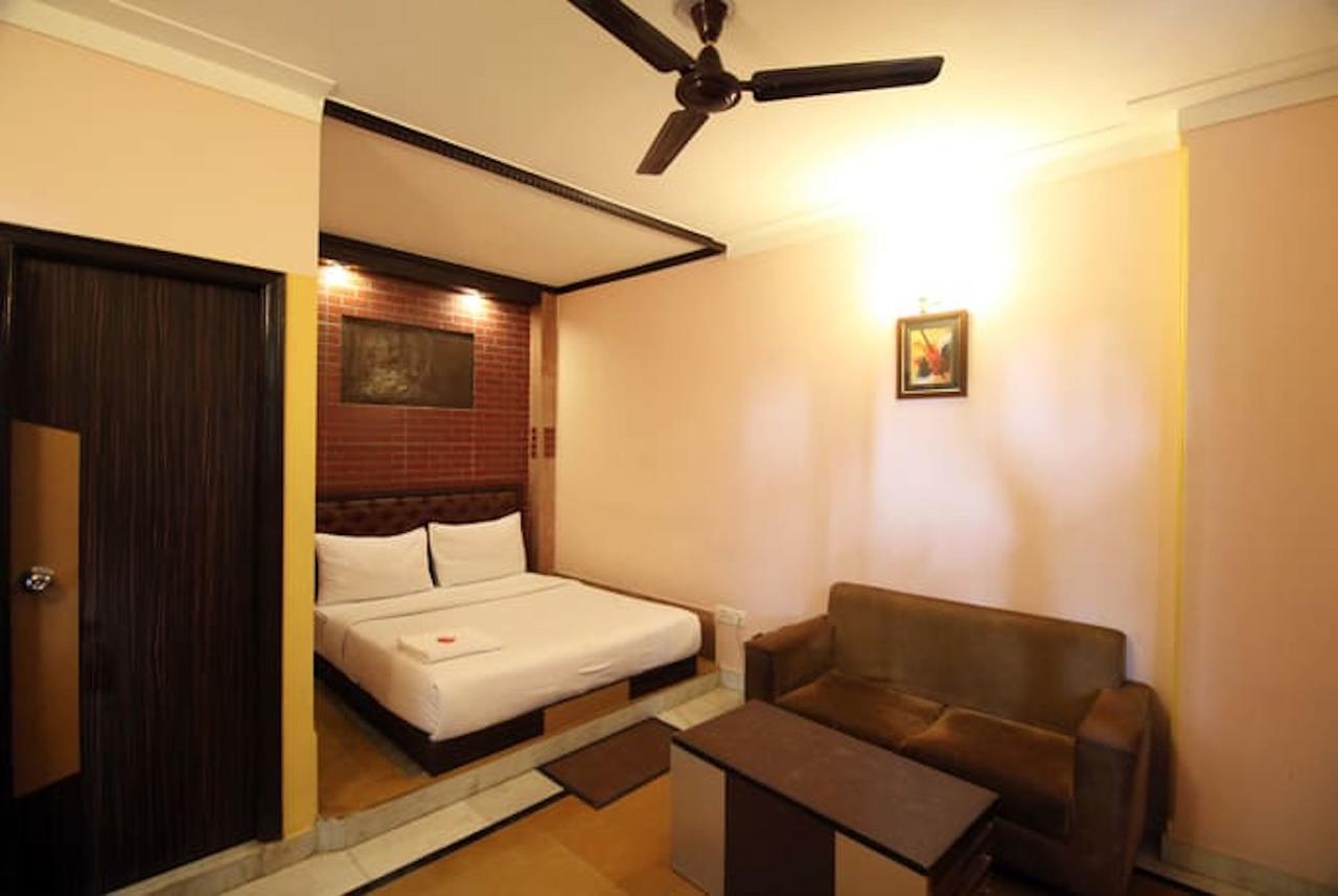 Hotel Traditional Inn New Delhi Buitenkant foto